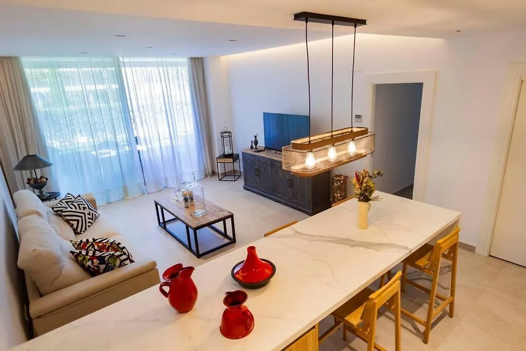 Ginva - Costa Ballena & Eleven Views 0*,